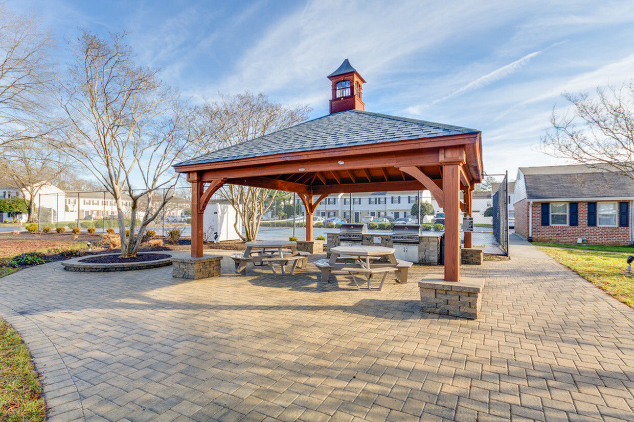 Ashland Towne Square Image 27