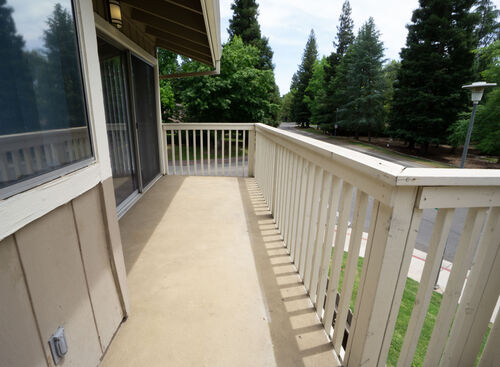 1x1: Beds - 1: Baths - 1: SqFt Range - 802 to 802