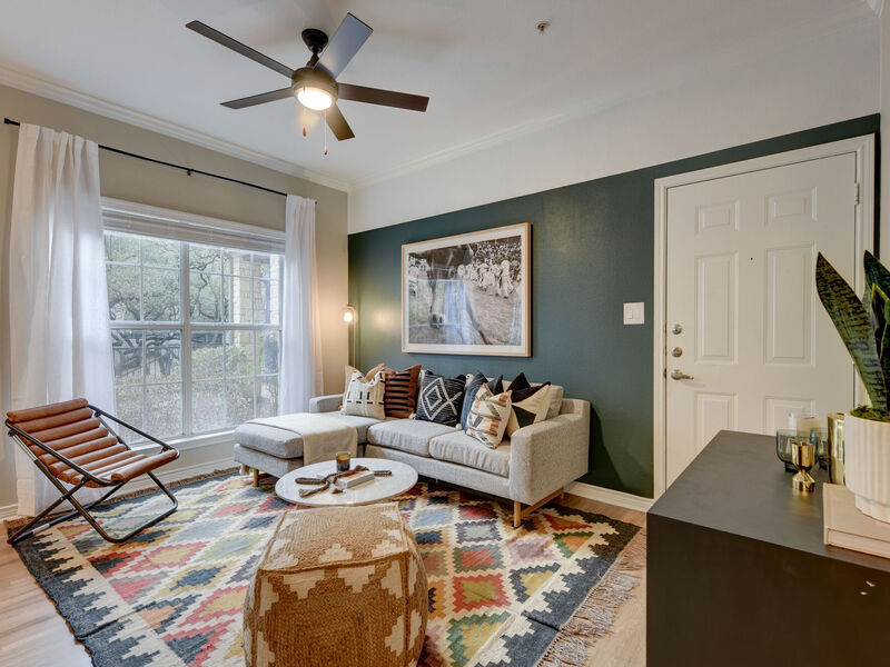 Laurel Canyon Apartments