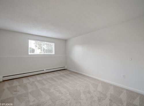 1 Bedroom: Beds - 1: Baths - 1: SqFt Range - 650 to 650