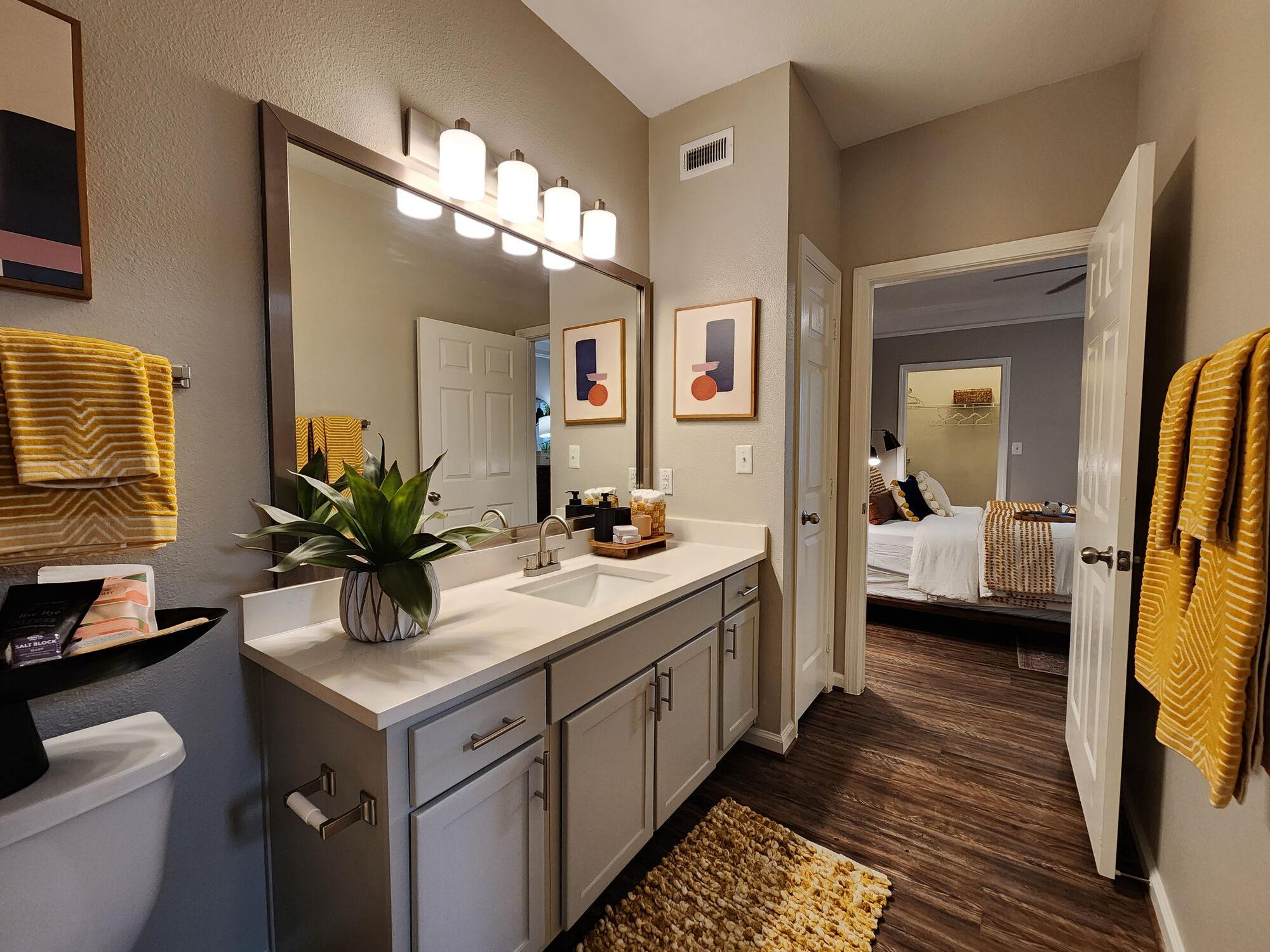 Grand Villas at Tuscan Lakes Image 52