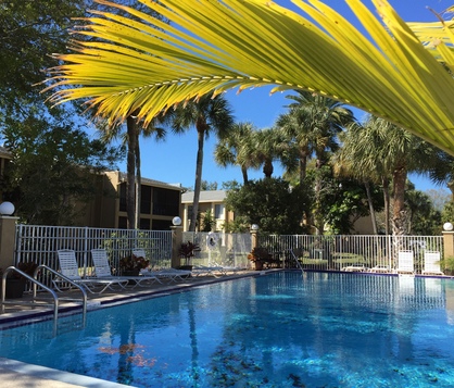 Silver Palms Apartments