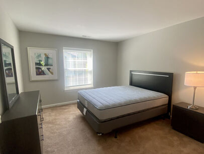 1 Bed / 1 Bath Apt.: Beds - 1: Baths - 1: SqFt Range - 720 to 720