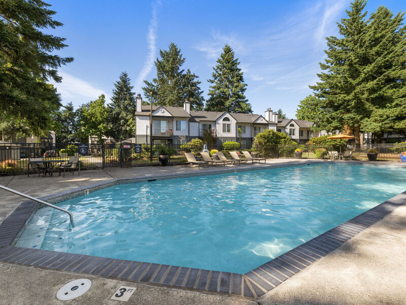Silver Oak Apartments