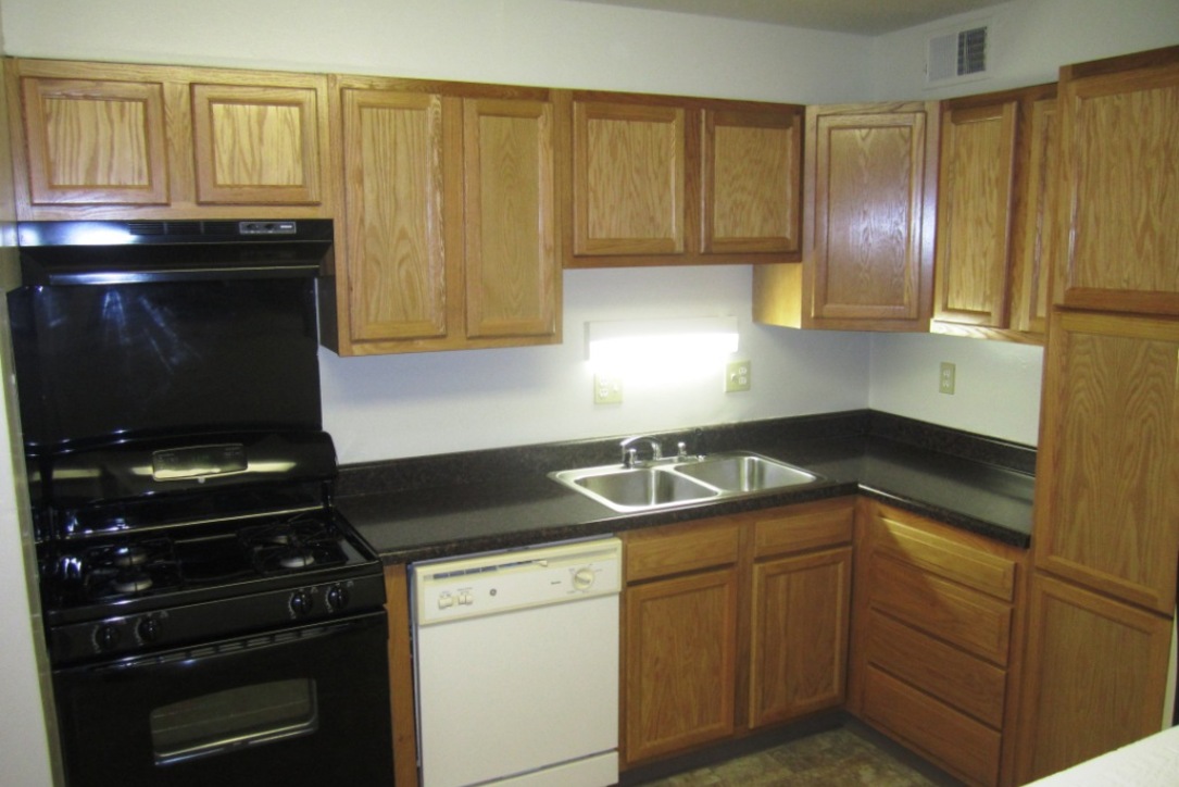 Meadowlark Hill Apartments