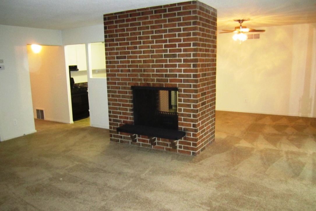 Meadowlark Hill Apartments