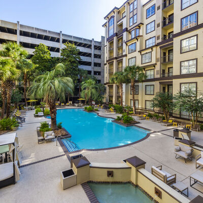 Apartments For Rent in Midtown Houston, TX | 4001 Midtown