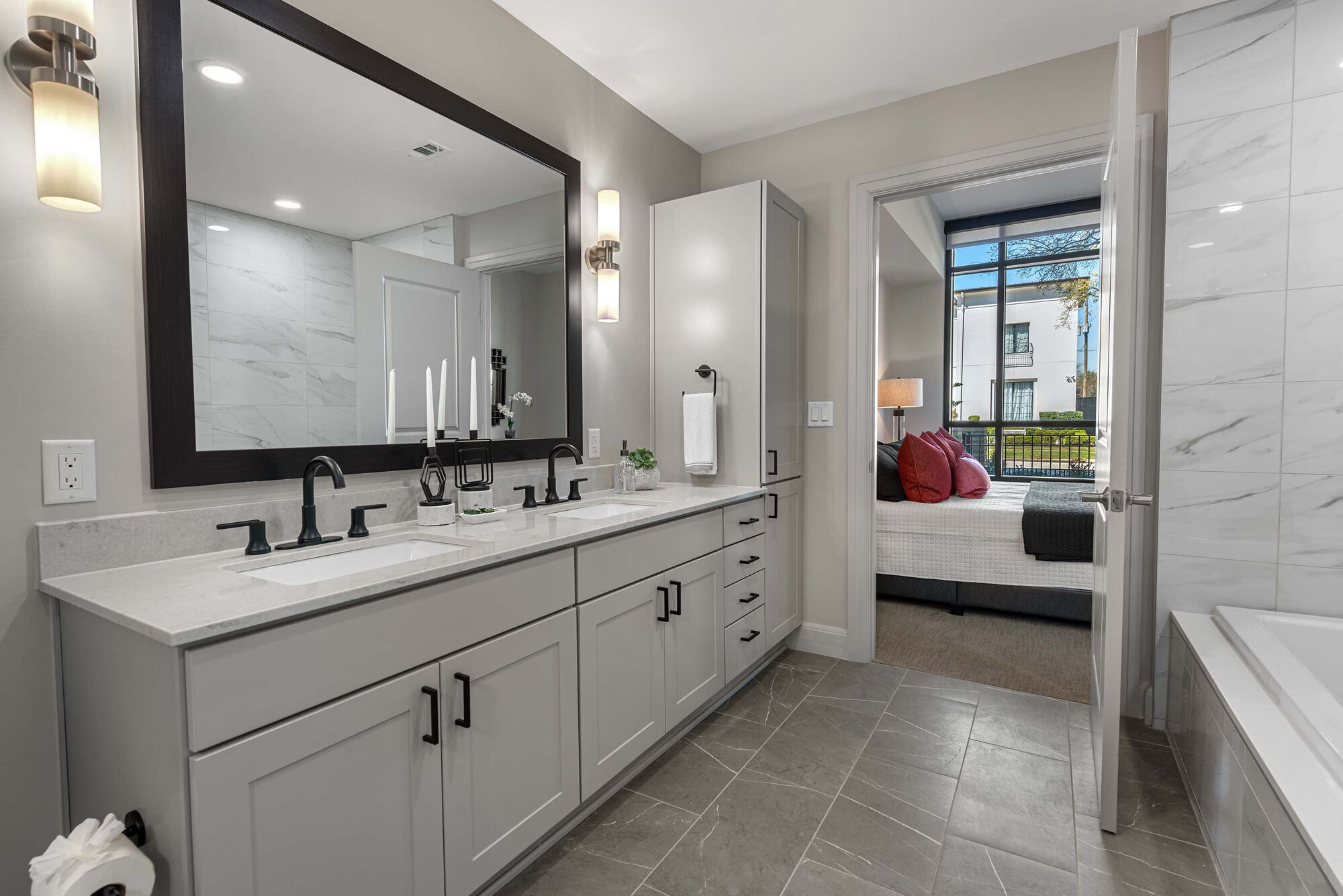 NOVEL River Oaks by Crescent Communities Image 120