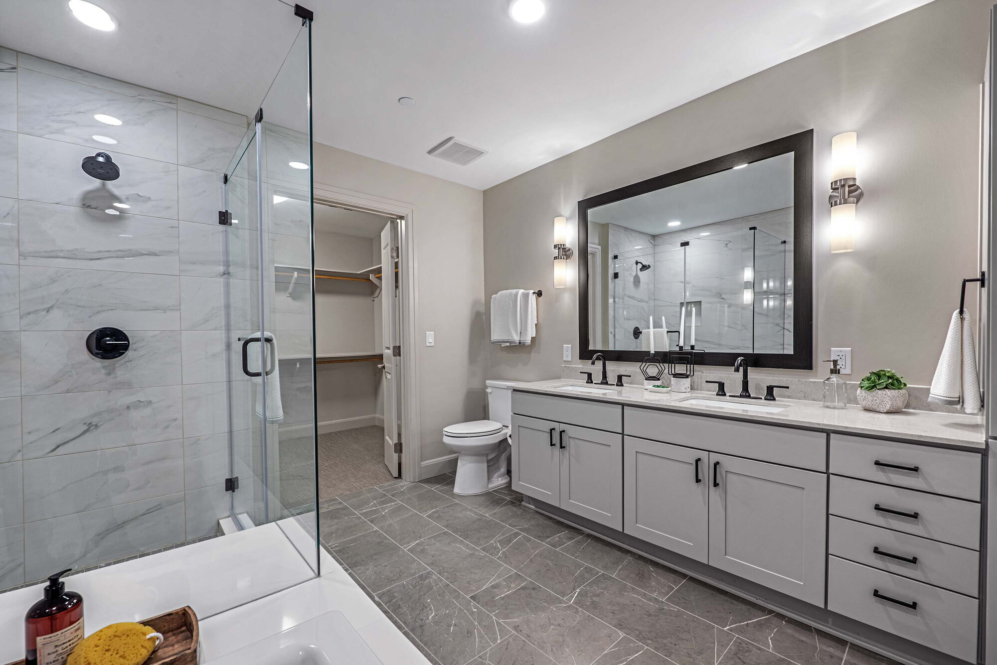 NOVEL River Oaks by Crescent Communities Image 121
