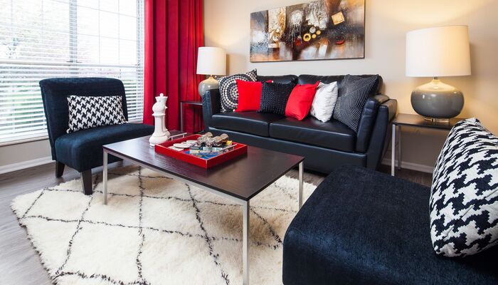 4 Decor Touches That Complement A Wood Floor