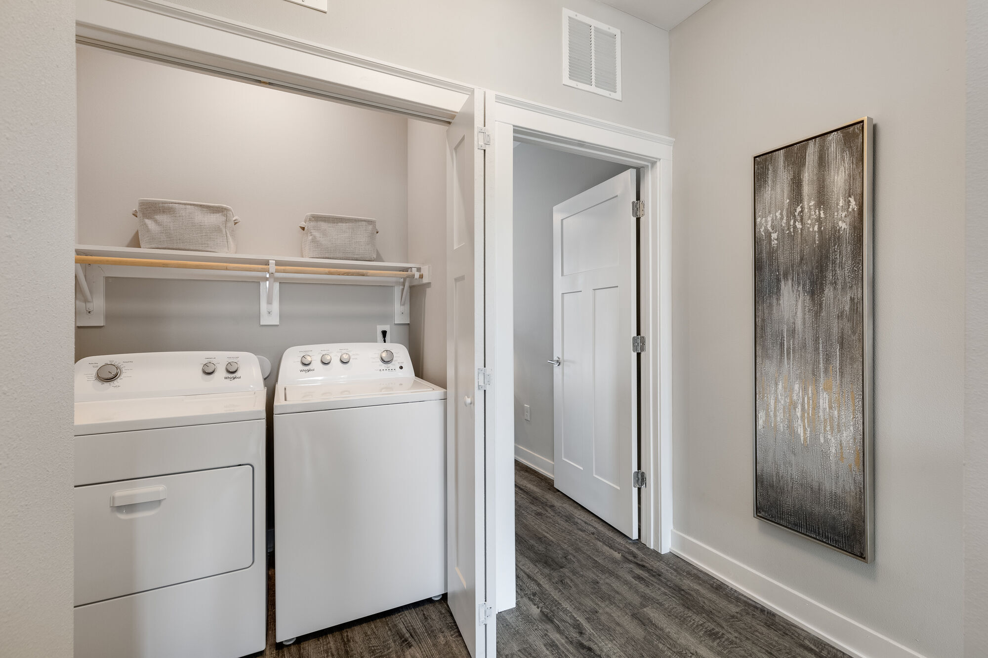 Oakbrook Townhomes Image 39