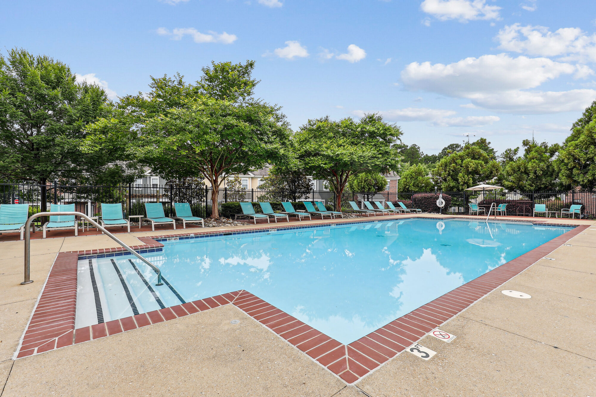 The Pointe at New Town Image 52