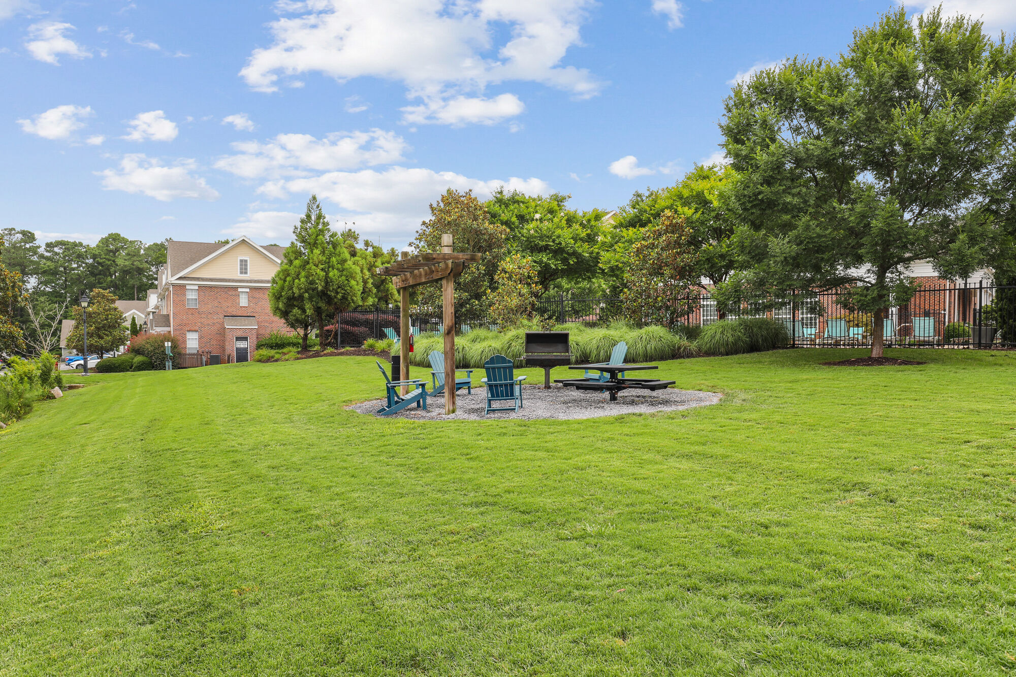 The Pointe at New Town Image 56