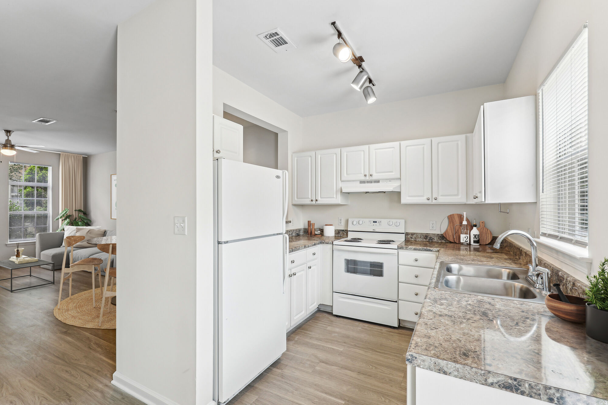 The Pointe at New Town Image 47