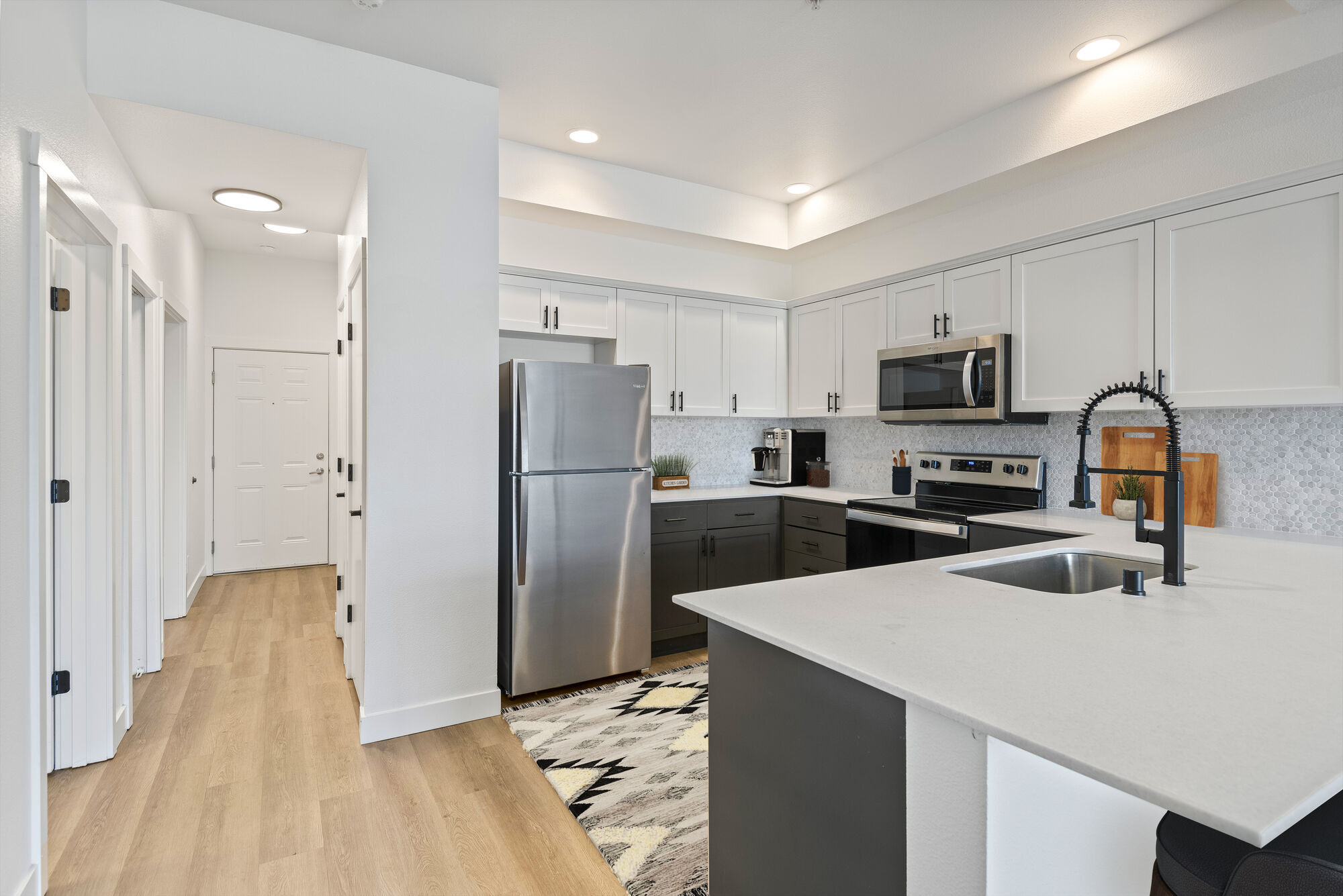 Chelsea Heights Image 79