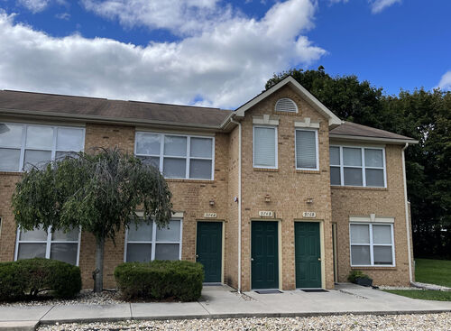 One Bedroom - Large: Beds - 1: Baths - 1: SqFt Range - 800 to 800