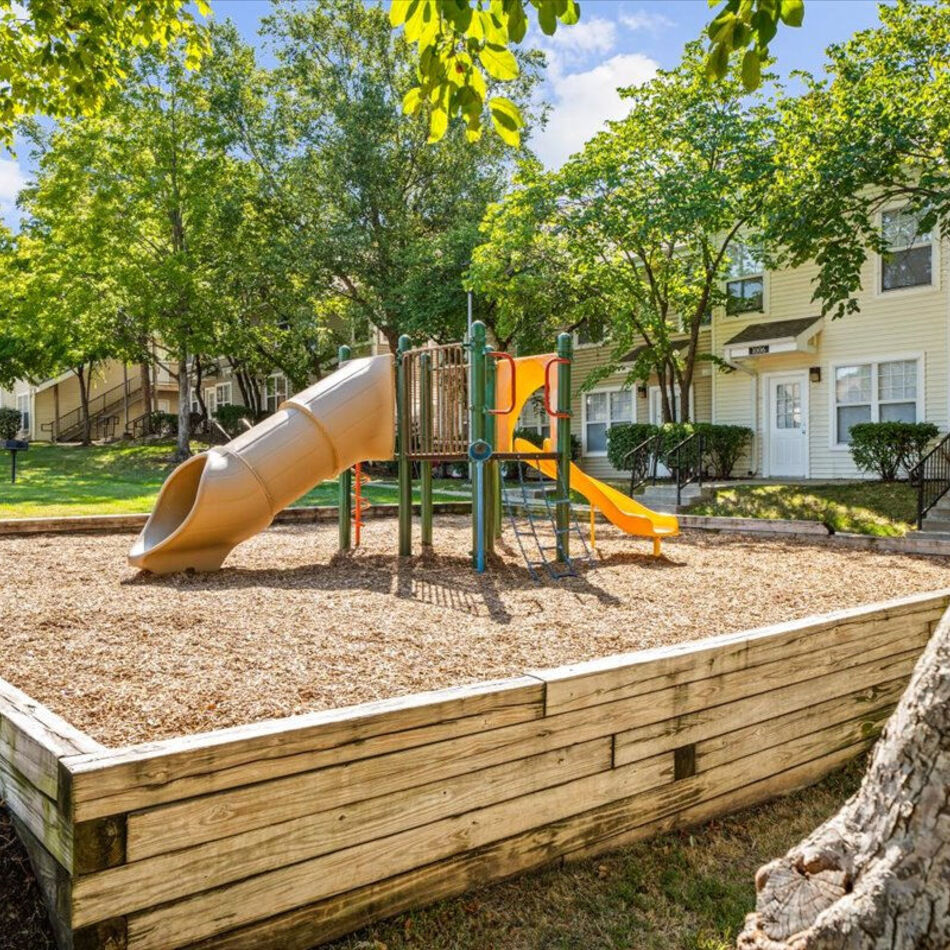 Kansas City, MO Neighborhood | 26th Street Station Kansas City, MO