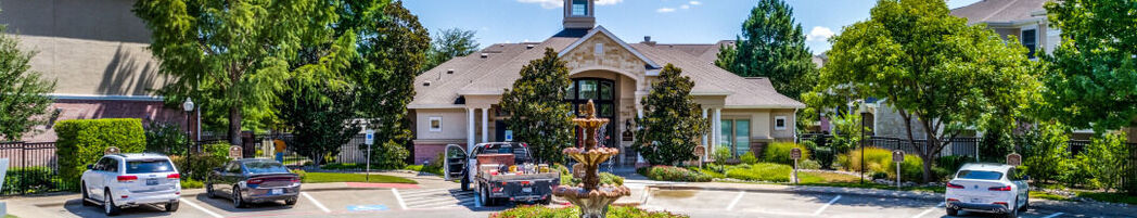 Red Oak Town Village