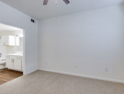 Post Oak: Beds - 1: Baths - 1: SqFt Range - 745 to 745