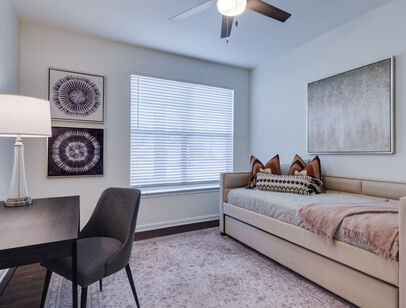 Water Oak: Beds - 2: Baths - 2: SqFt Range - 1129 to 1129