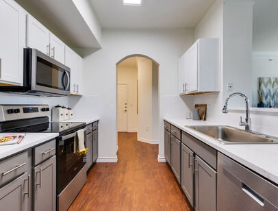 Grand Oak: Beds - 3: Baths - 2: SqFt Range - 1302 to 1302