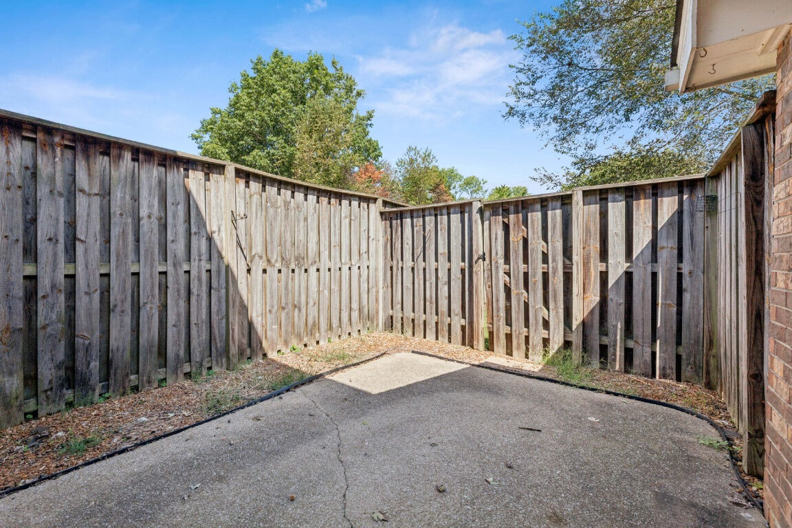 175851322.jpg