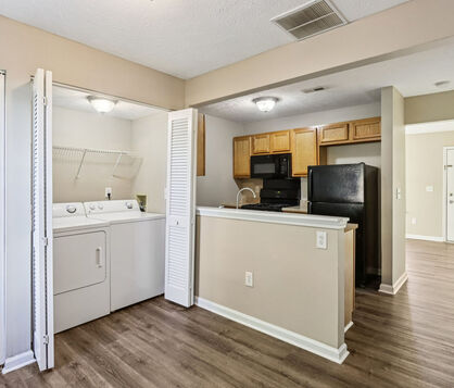 Fox Pointe Apartments