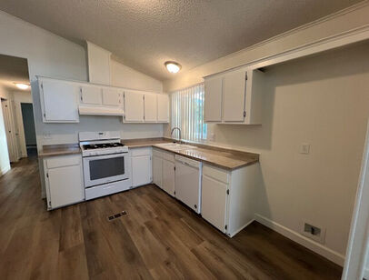 FOR LEASE - Space 291: Beds - 2: Baths - 2: SqFt Range - 1248 to