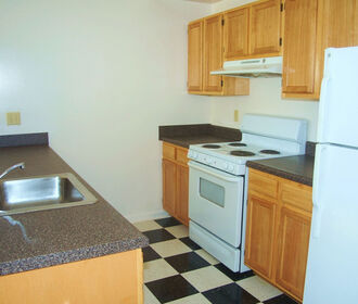 Towns at Governor's Square