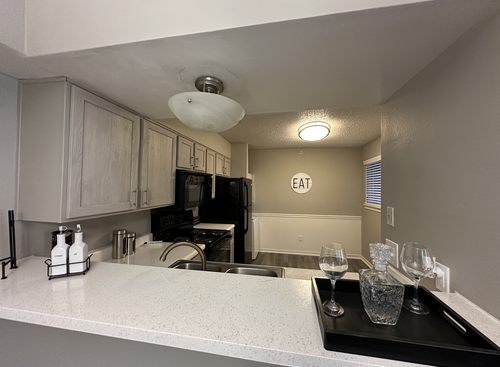 Elite: Beds - 1: Baths - 1: SqFt Range - 800 to 800