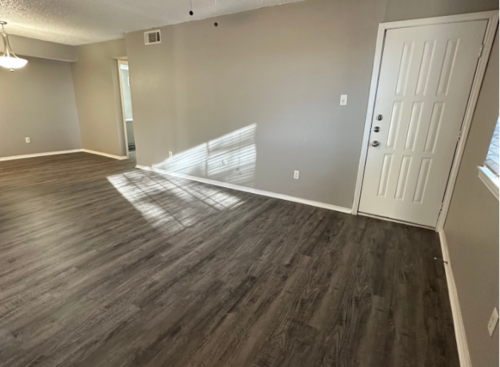 Contemporary: Beds - 2: Baths - 2: SqFt Range - 1078 to 1078