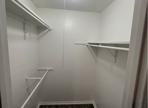 Luxury: Beds - 3: Baths - 2: SqFt Range - 1336 to 1336