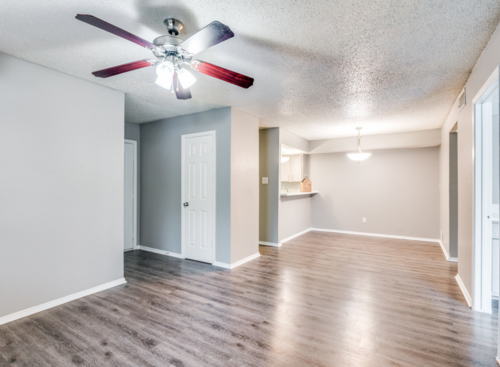 Spacious: Beds - 1: Baths - 1: SqFt Range - 1031 to 1031