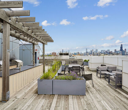 Luxe on Chicago