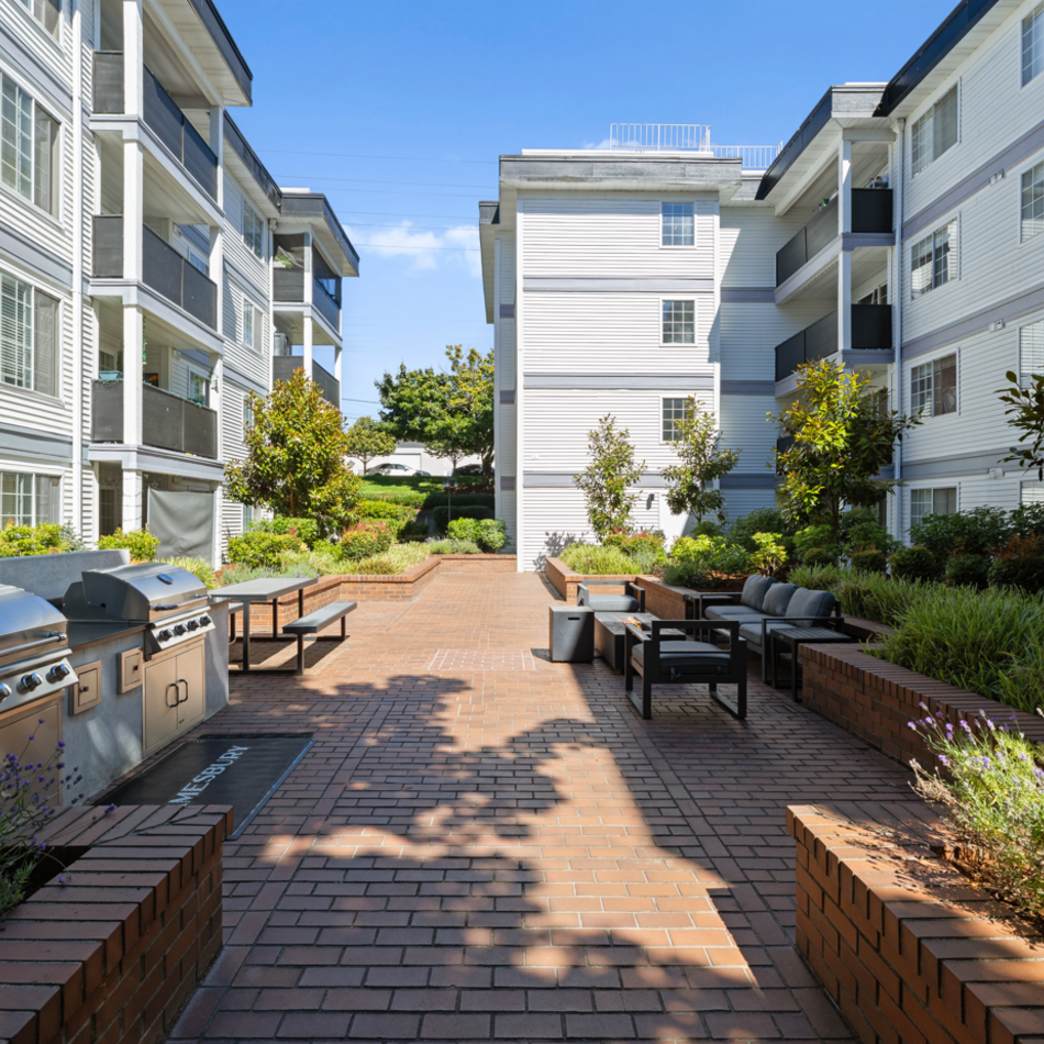 Pet-Friendly Apartments in North Seattle, WA | Amenities
