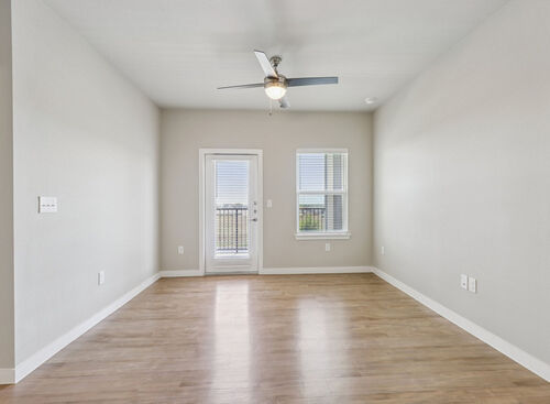 B1 - Living Room