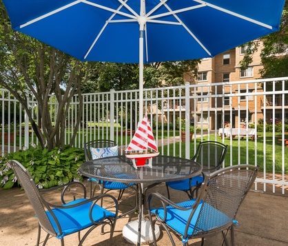 Cherry Court Apartments