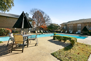 Contact Whispering Oaks Apartments