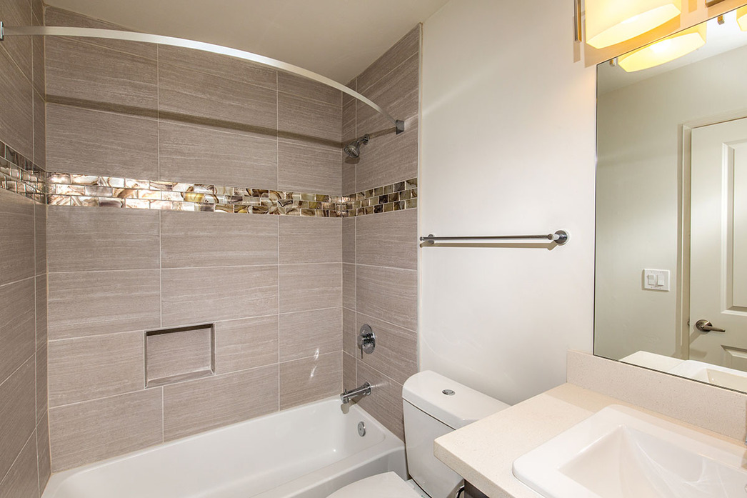 Tiled Bathroom Floor To Ceiling 1 and 2 bedroom apartments in san diego, ca Tiled Bathroom Floor To Ceiling 1 and 2 bedroom apartments in san diego, ca