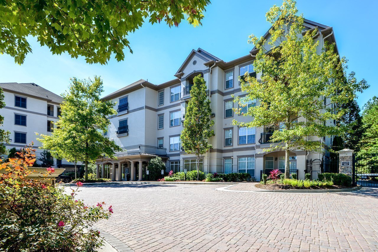 Avana Uptown Exterior
