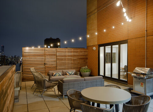 2 Bedroom R: Beds - 2: Baths - 2: SqFt Range - 963 to 963