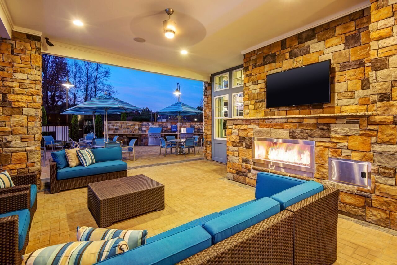 Outdoor Lounge