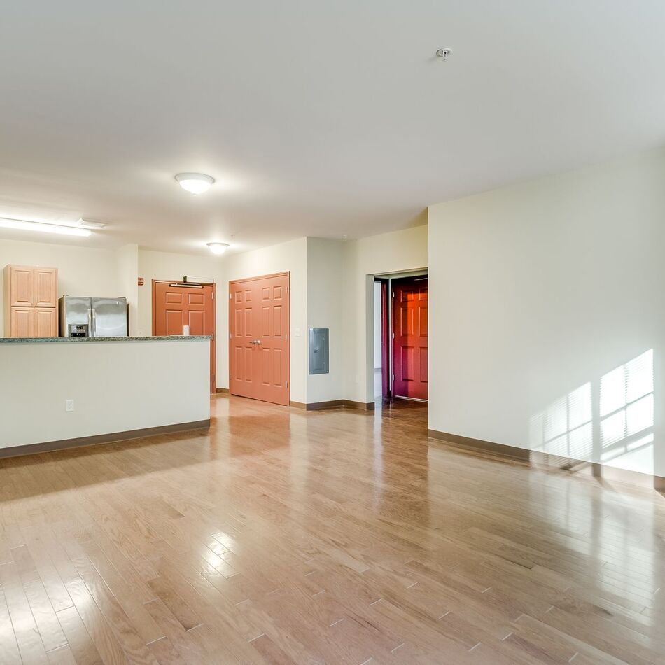 Apartments For Rent In Freehold Nj Kershaw Commons Apartments