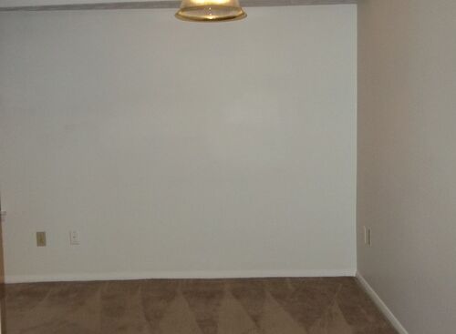 Studio: Beds - Studio: Baths - 1: SqFt Range - 460 to 460