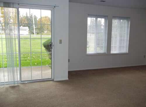 One Bedroom w/laundry: Beds - 1: Baths - 1: SqFt Range - 650 to 650