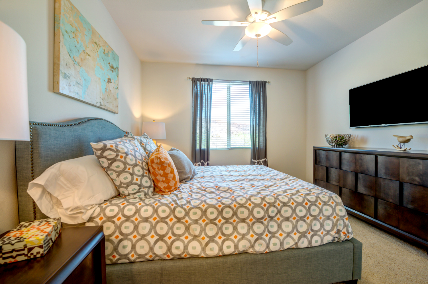 Model Bedroom