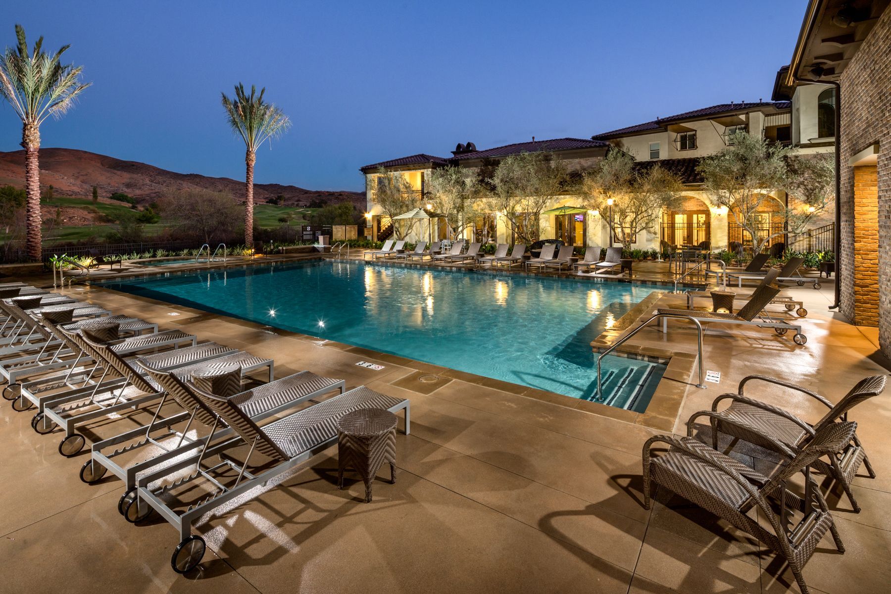 Encanto Pool
