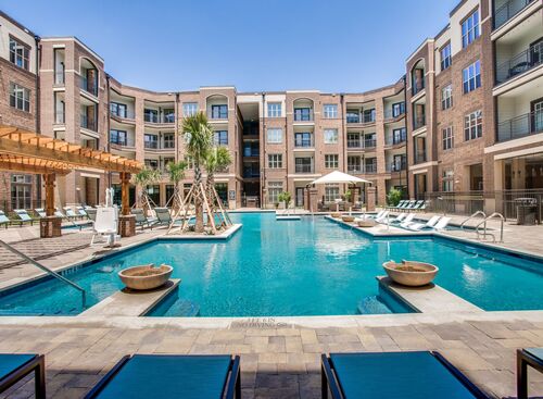 A3: Beds - 1: Baths - 1: SqFt Range - 780 to 780