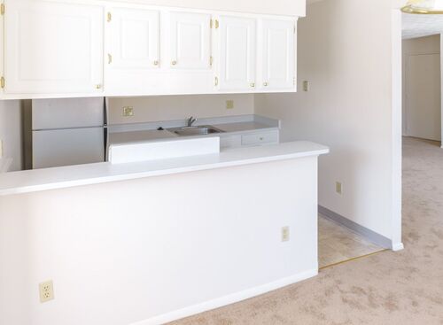 Three Bedroom Deluxe: Beds - 3: Baths - 1.5: SqFt Range - 1225 to 1225