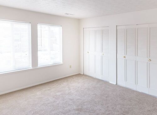 Three Bedroom Deluxe: Beds - 3: Baths - 1.5: SqFt Range - 1225 to 1225